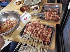 -土灶台东北大块肉烧烤(风景城邦店)