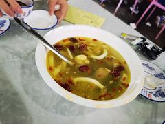 -范饭椰林川湘味海鲜·椰子鸡(三亚湾椰梦长廊店)