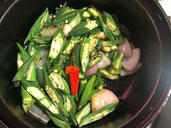 黄豆酱啫秋葵-石岐乳鸽村(南海第三分店)
