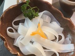 -湊湊火锅·茶憩(杭州湖滨银泰in77店)