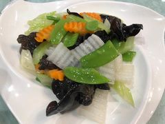 -六和聚传统烤鸭.天津菜(和平店)