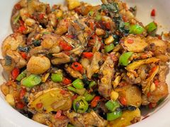 紫苏爆炒牛蛙-笨罗卜浏阳菜馆(龙华鹏润达店)