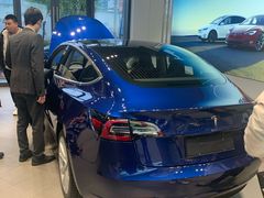 -TESLA 特斯拉(上海太古汇体验店)