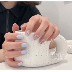 -吉吉靓甲美睫