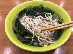 -华中科技大学东三学生食堂