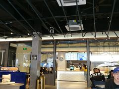 大堂-野萃山·潮汕厚果汁(十亩地店)