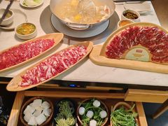 -左庭右院鲜牛肉火锅(浦江欢乐颂店)