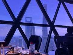 -东方明珠·空中旋转餐厅