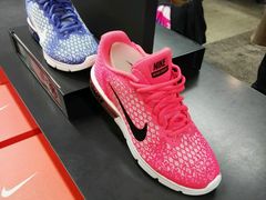 -NIKE上海青浦换季优惠店