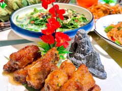 -刘姐啤酒鱼民族演艺餐厅(西街总店)