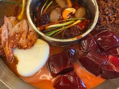 -山城年华老火锅(玉林店)