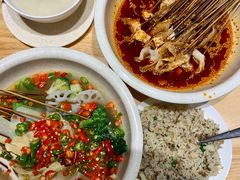 -嘉州叶婆婆钵钵鸡(建设路店)