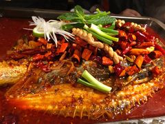 -探鱼·鲜青椒爽麻烤鱼(银泰城店)