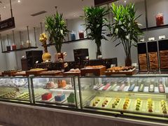 -三亚湾海居铂尔曼度假酒店