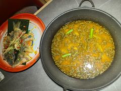 -吃城都·鱼蛙火锅(西玉龙街店)