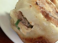 -宝瑞门钉肉饼店