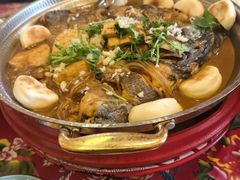 -闯关东东北农家菜(崂山石老人店)