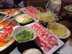 -靓寨酸汤火锅(时尚天河东一街店)