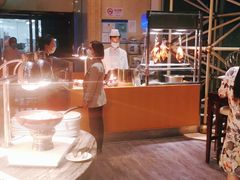 -上海齐鲁万怡大酒店·辣椒屋咖啡厅