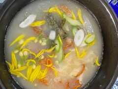 -桥香园过桥米线(国贸店)