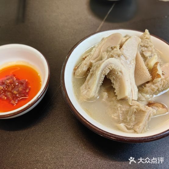 朋粤安铺鸡食家(沙湾店)