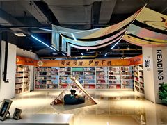 -万隆广场(昆仑大街店)