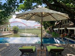-喜洲吧·江畔老船厂·庭院餐厅(喜临院店)