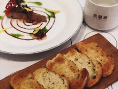 -张爱施法式西餐厅(汉街店)