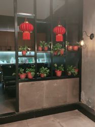 点击看大图 -时尚殿堂明星门店