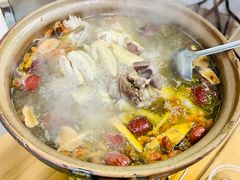 -威邵鸡煲(西华路总店)