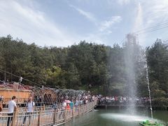 -玻璃桥景区石牛寨