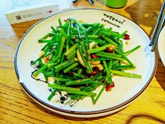 韭菜花炒目鱼丝-热度餐厅(老佛爷店)