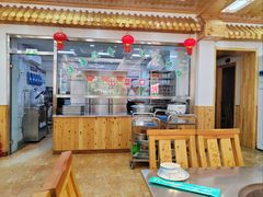 -屯老二农家铁锅炖·行业领军者(刘园店)