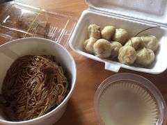 -佬钱湾仔(衣裳街店)