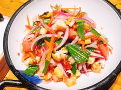 -老滇山寨•云南特色菜•地方菜•民族风情歌舞表演(金碧店)