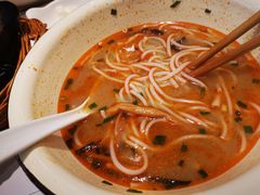 精选螺蛳粉-丽丽三鲜螺蛳粉(田林路店)