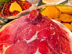 -茅草房·河畔园林火锅