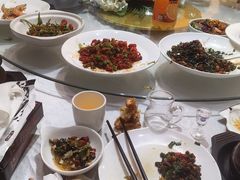 -鄱阳湖·江西小炒·瓦罐煨汤(五道口店)