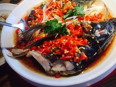 剁椒鱼头-湘阁里辣(南岭购物广场店)