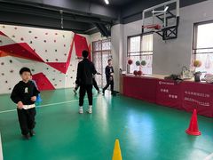 -悦动体能篮球羽毛球网球(三里河店)