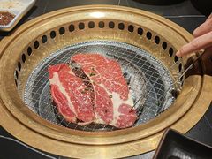 -山川小町·极番烧肉(新地假日广场店)