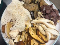 -野菌皇海景野生菌火锅(滨海大道店)