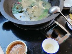 -双廊杨记石锅鱼石锅牛肉