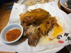 -头上红煨盐鸡·非遗院子餐厅