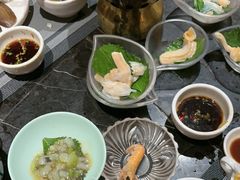 -半岛翡丽海鲜自助餐厅(观风亭店)