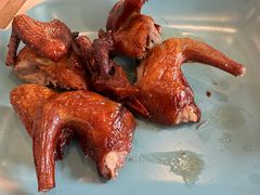 红烧乳鸽-新世界餐厅(万达店)