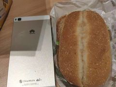 -麦当劳(民盈·国贸城店)