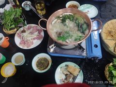 -藏味八珍特色火锅