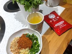 -牛华八婆麻辣烫(龙湖U城店)
