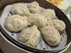-方国老头包子·39年威海本地老字号•小船海鲜疙瘩汤